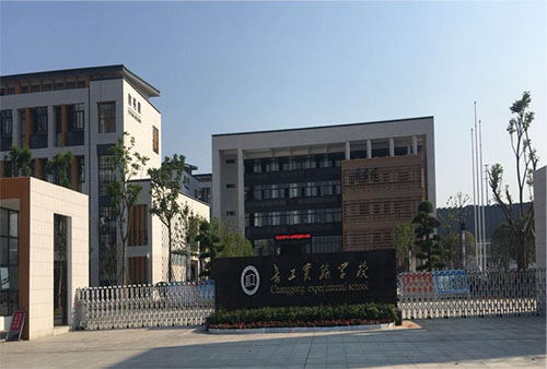 �����L�����WУ